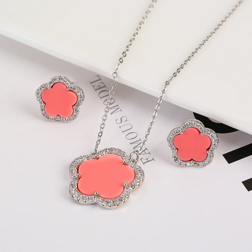 Trendy New Sweet Fashion Natural White Solid Five Leaf Petals Women Jewelry Set Necklace Earrings High Quality Gift Qme 7