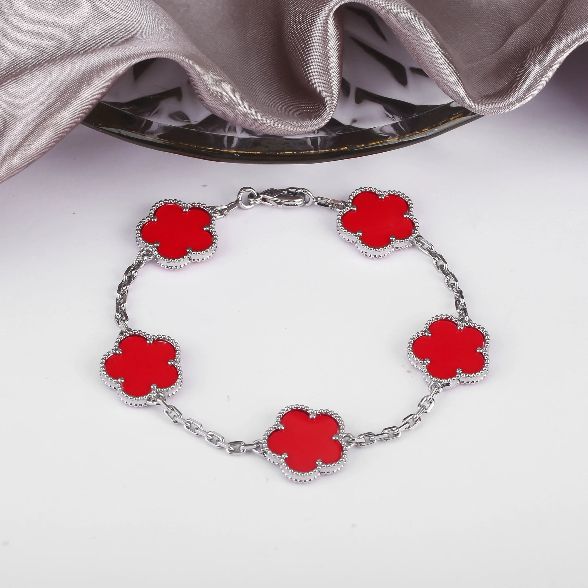 Classic 10 Colors 15mm Five-Leaf Flower Bracelet Simple Lucky Gold Silver Women'S Bracelet For Daily Wear Jewelry Free Shipping Qme 1
