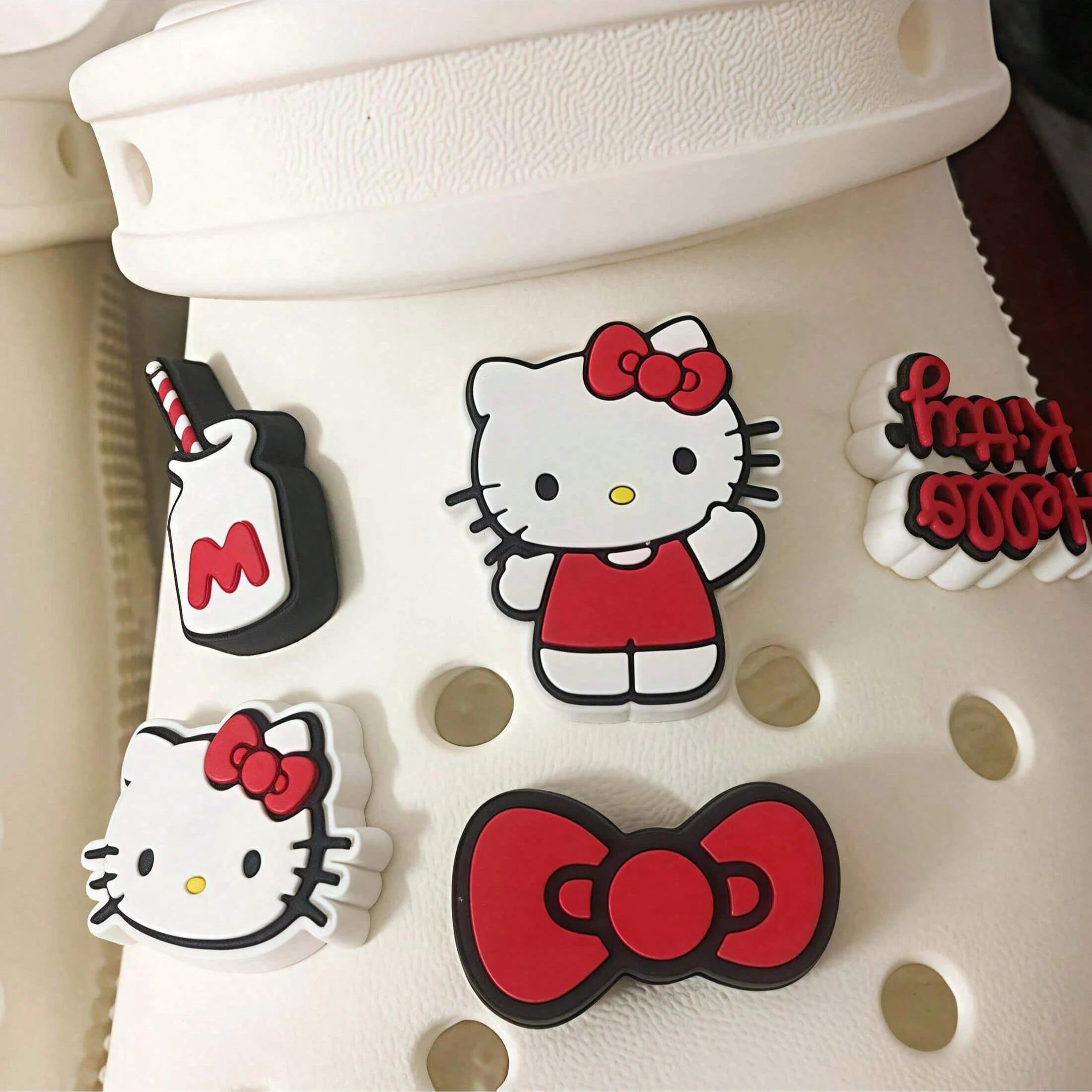 6 Hello Kitty Shoe Decor Cute Hole Shoes KT 3D Accessories Buckle Qme