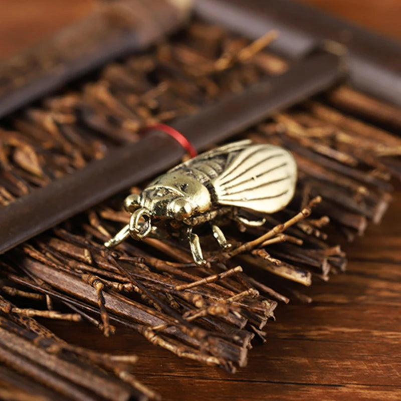 Imitation Brass Cicada Casting Statue Mini Animal Metal Figurine Key Qme
