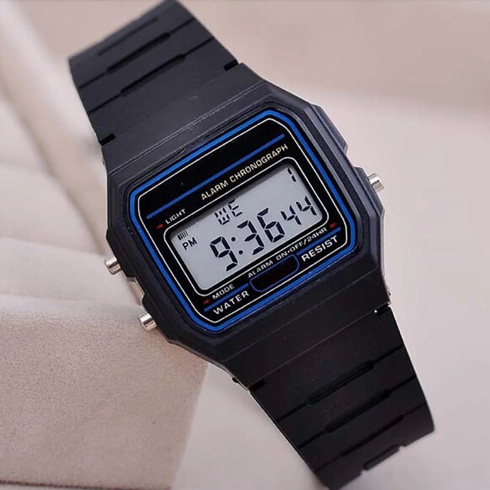1pcs Student Watch Sports Electronic Watch Multi functional Alarm Clock Children's Square Electronic Watch Qme black