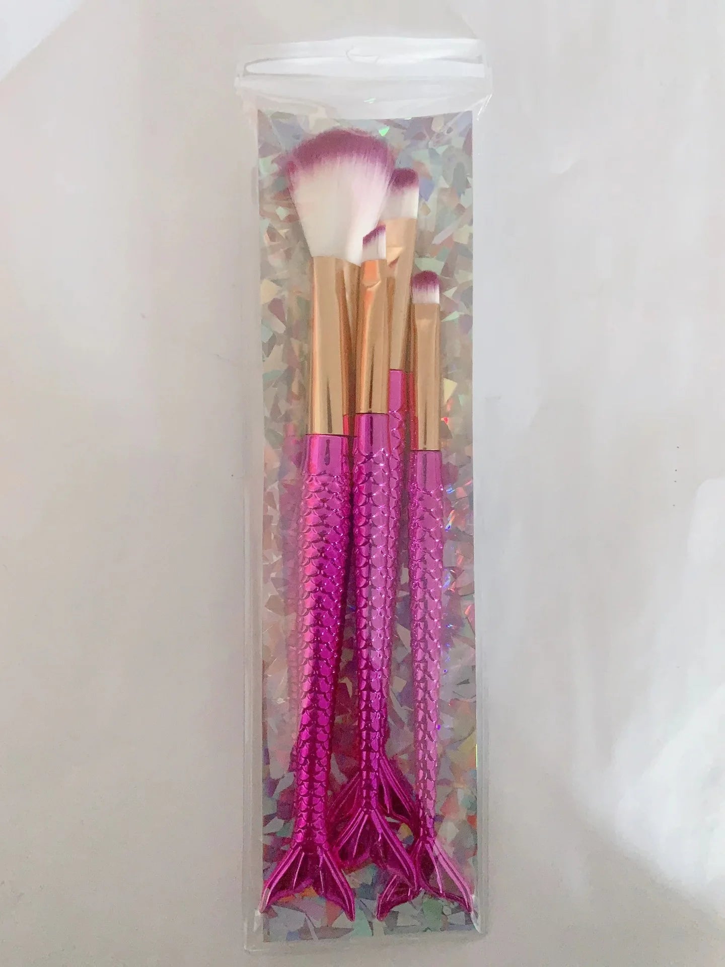 Makeup Brushes Cosmetic Powder Eye Shadow Foundation Blush Brush Soft Qme Red China Mainland