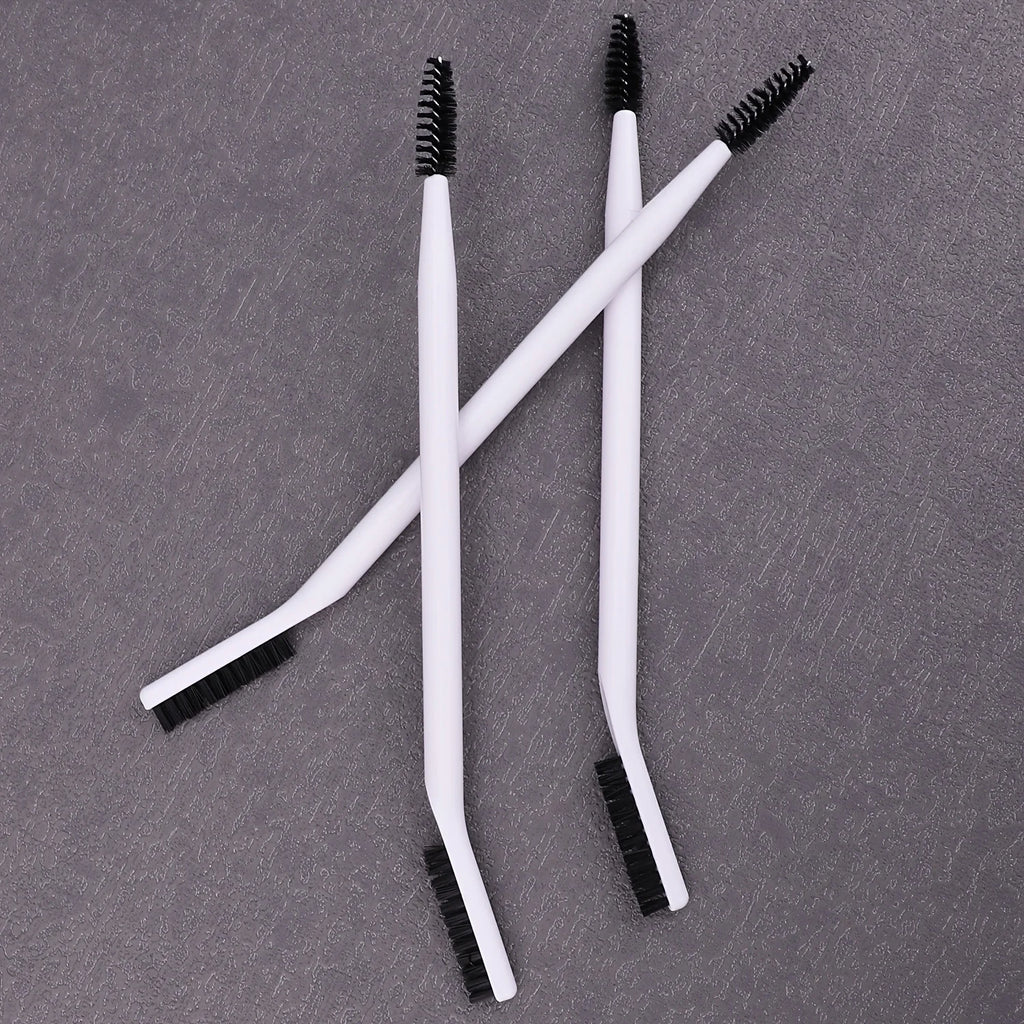 Double-ended eyelash curler combined with eyebrow brush, available in multiple colors, multi-functional makeup brush. Qme White 1 pc