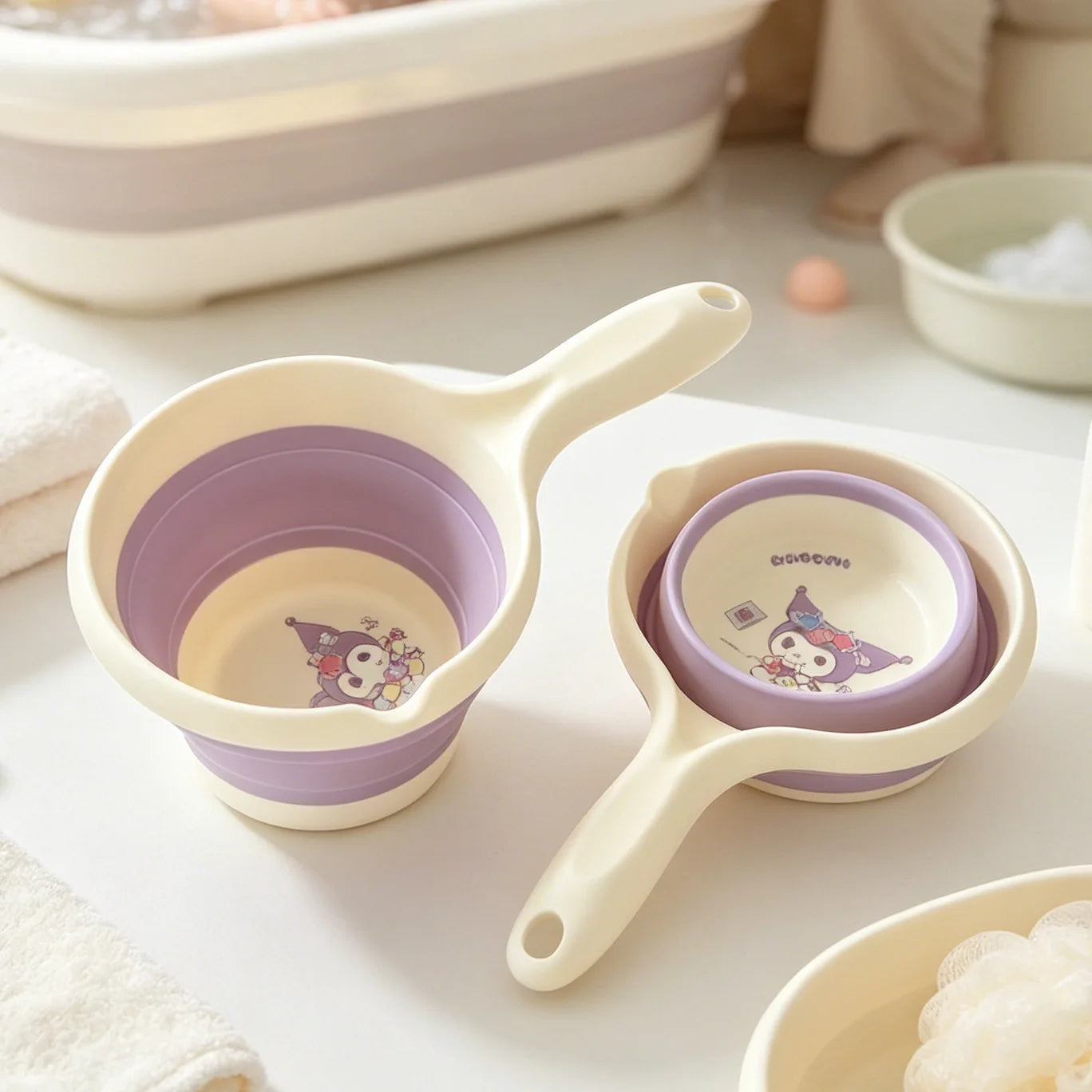 Hello Kitty Kuromi Folding Water Scoop Household Shampoo Scoop Silicone Telescopic Water Scoop for Students Qme 3