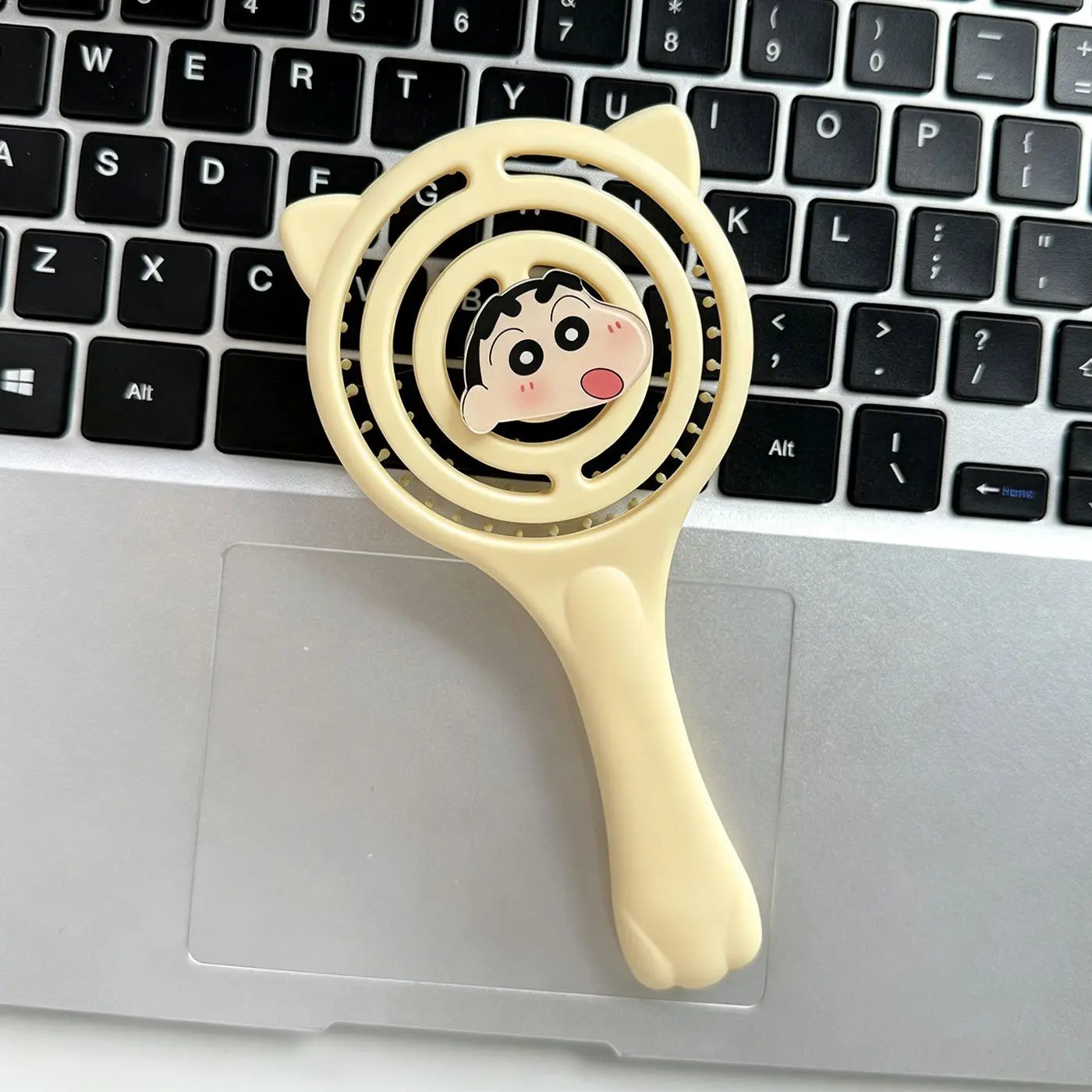 Hello Kitty's Cute Ribbed Comb Volumizing Openwork Travel-friendly Qme 2