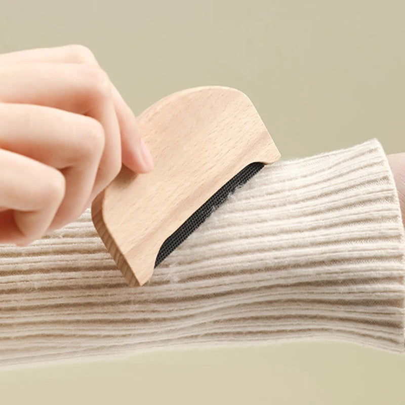Portable Wooden Lint Trimmer Comb Shaver Epilator Sweater Clothes Qme