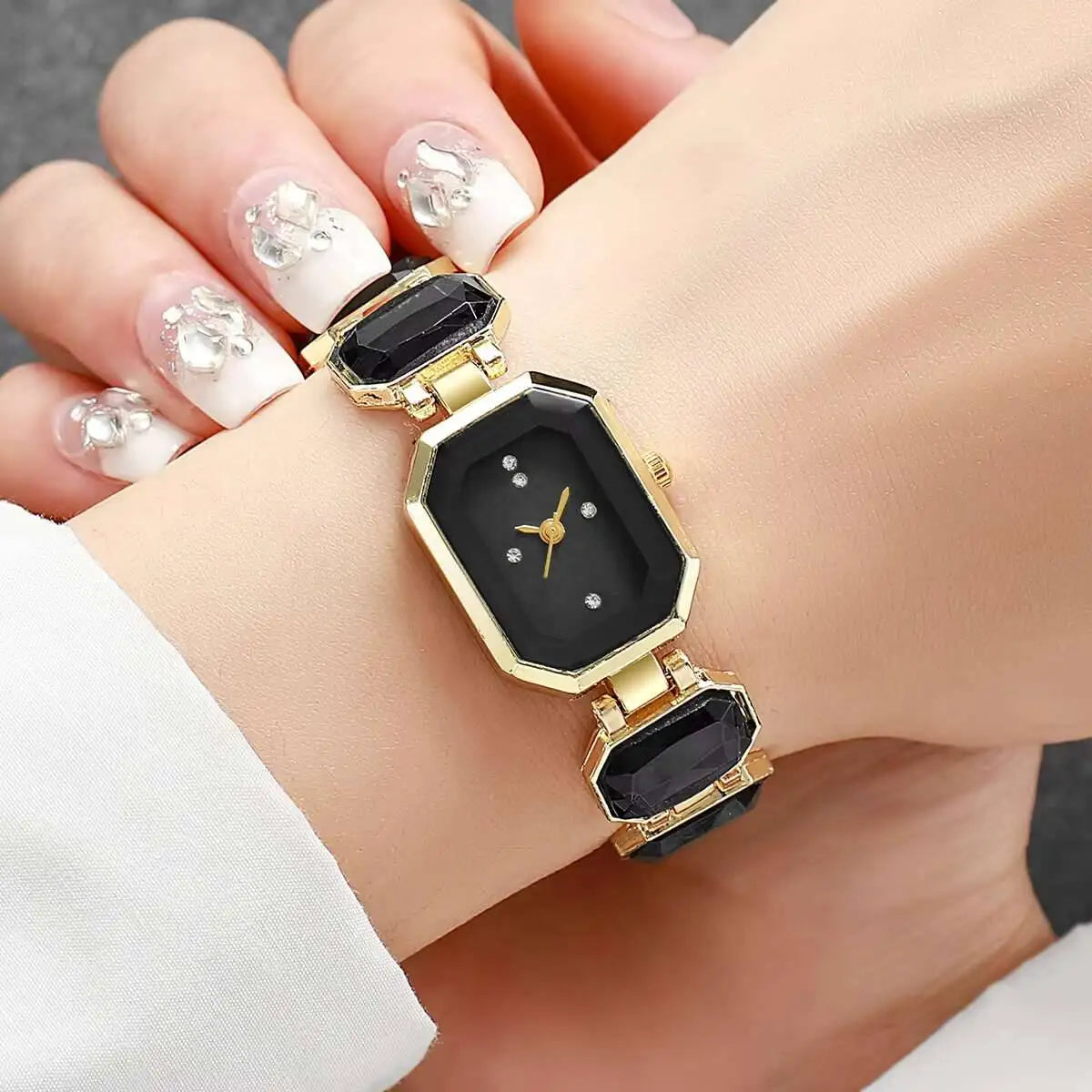 Little rock sugar watch women's watch women's watch light luxury niche temperament high beauty quartz watch square Qme