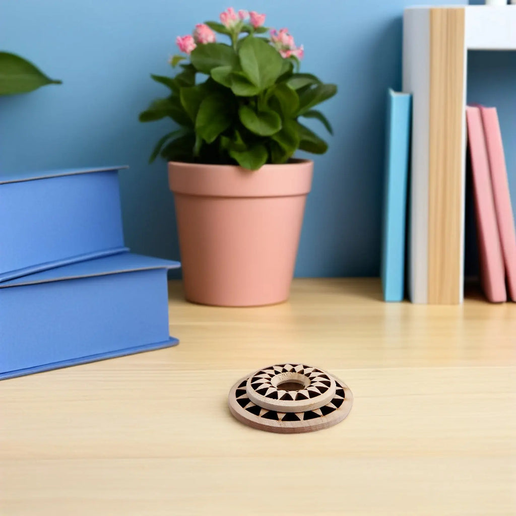 30Pcs Wooden Crystal Sphere Display Stand Laser Engraved Rustic Decorative Base for Meditation Witchy Altar Mystic Ball Holder Qme
