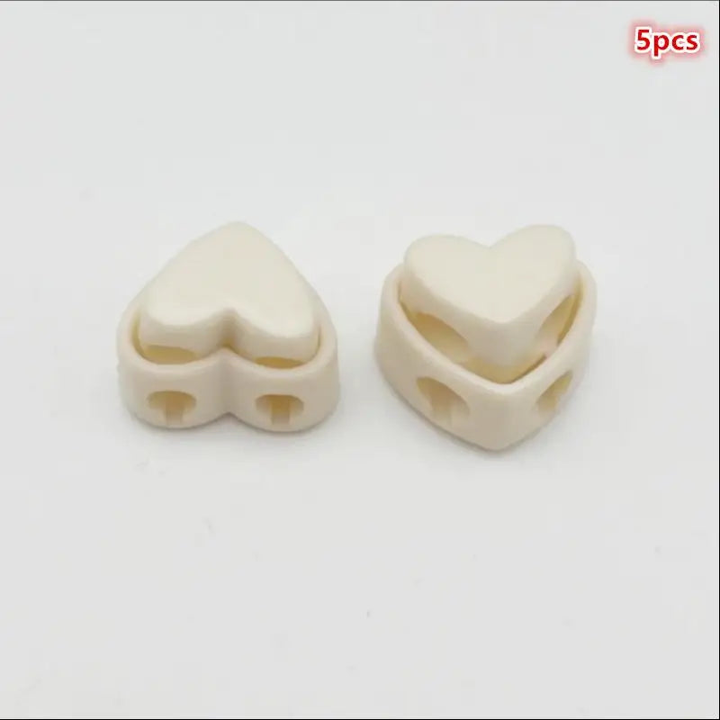 5pcs Colorful Garment Stoppers Heart-Shaped Plastic Cord Locks Double Hole Spring Toggle Anti-slip Stoppers Garment Accessories Qme Beige