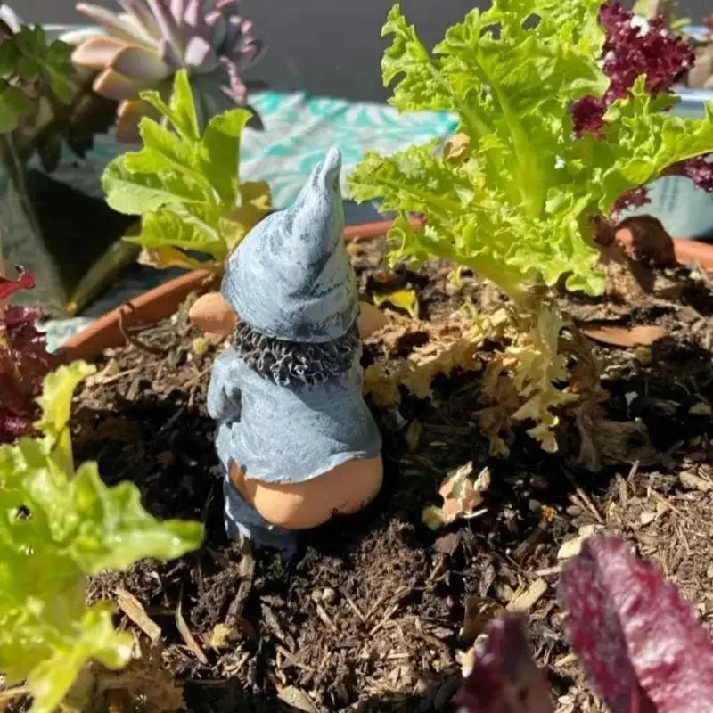 Outdoor Naughty Dwarf Resin Statue Lawn Decoration Sculpture Balcony Qme