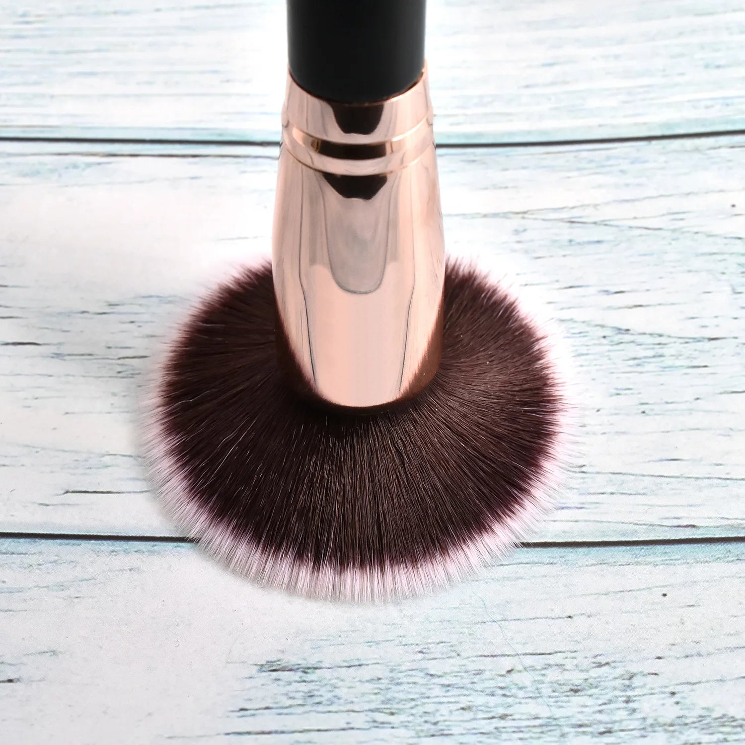Makeup Brushes Foundation Loose Powder Concealer Blending Blush Brush Qme