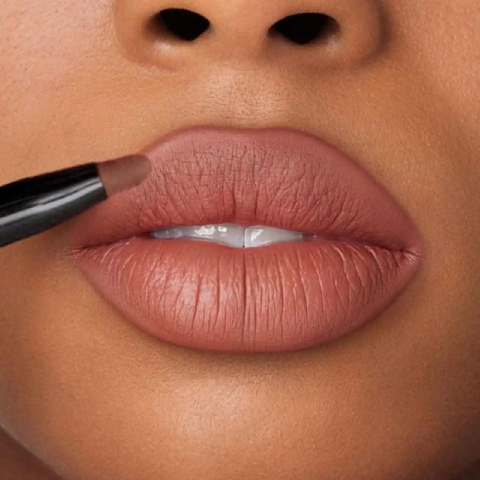 Lip Liner Waterproof Sweatproof Matte Multi-color Correcting Lipstick Qme