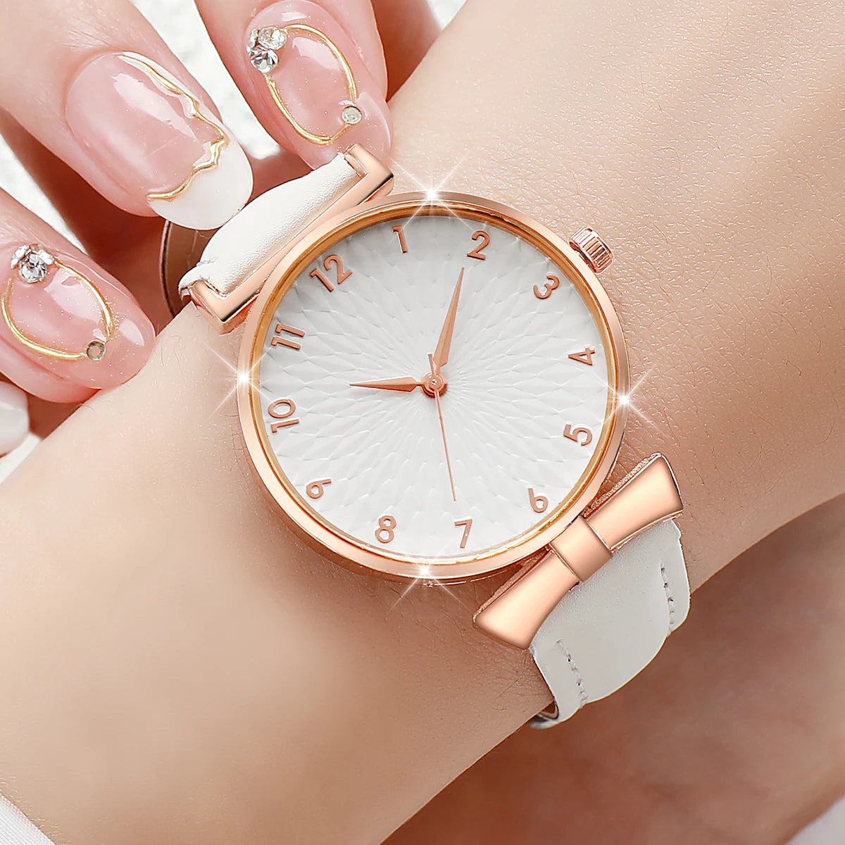 2PCS Fashion Women's Watches Casual Leather Band Analog Quartz Watch（Without Box） Qme