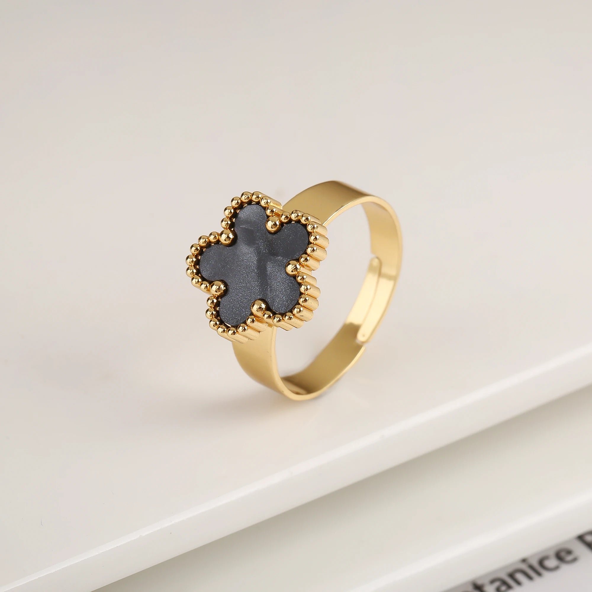 Hot Sale Stainless Steel Five-Leaf Flower Opening Adjustable Ring For Female Male Wedding Party Finger Jewelry Gifts Clover Qme C resizable