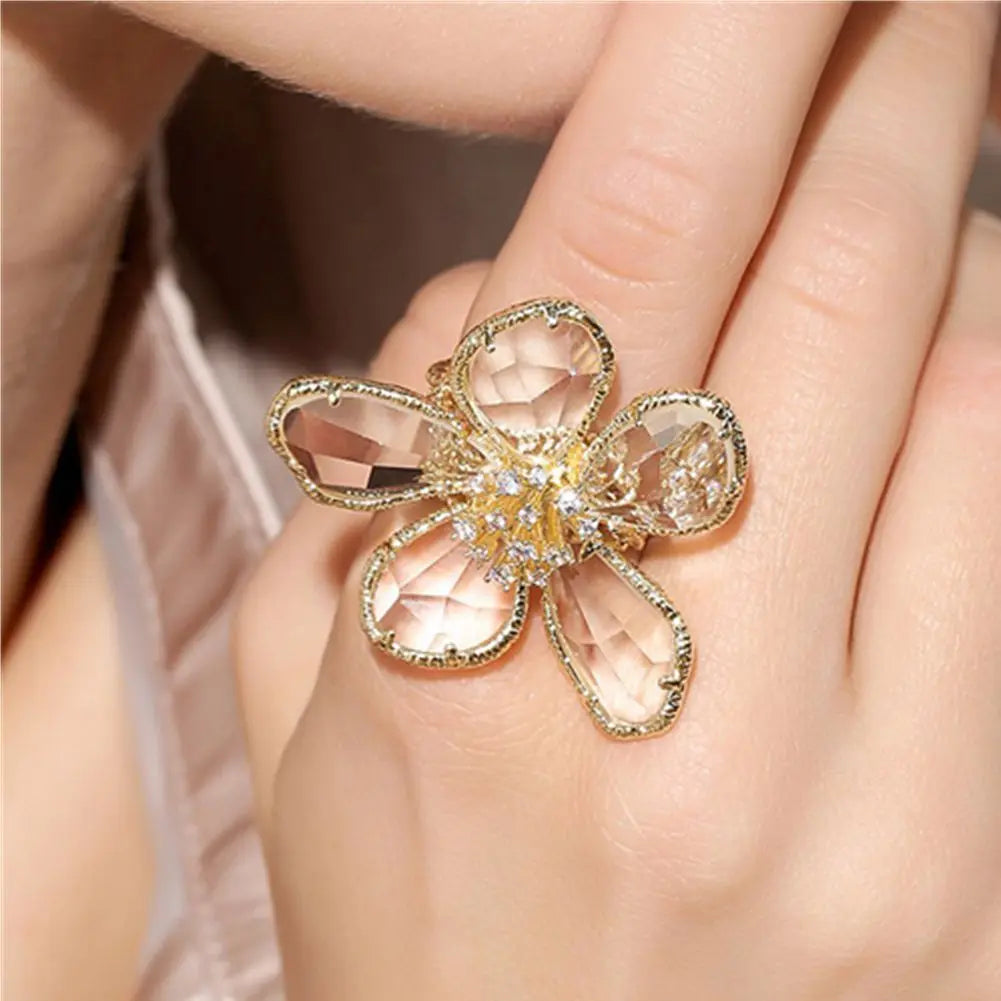 Personality Exaggerated Crystal Flower Ring Womanly Fashion Open Ring Women's Cocktail Party Luxury Jewelry Gifts Qme