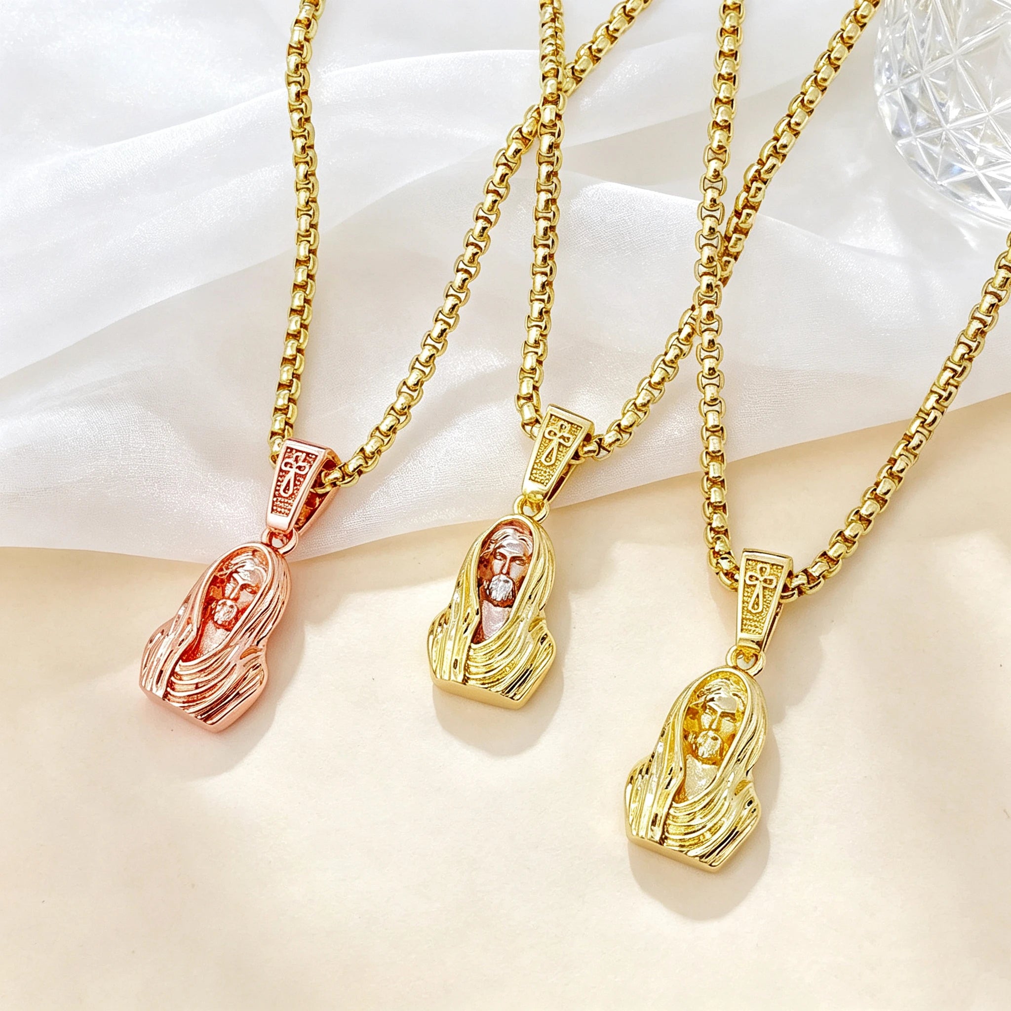 High-Quality Gold-Plated 3D Thick Jesus Portrait Stainless Steel Chain Necklace Classic Men Women Party Religious Faith Jewelry Qme