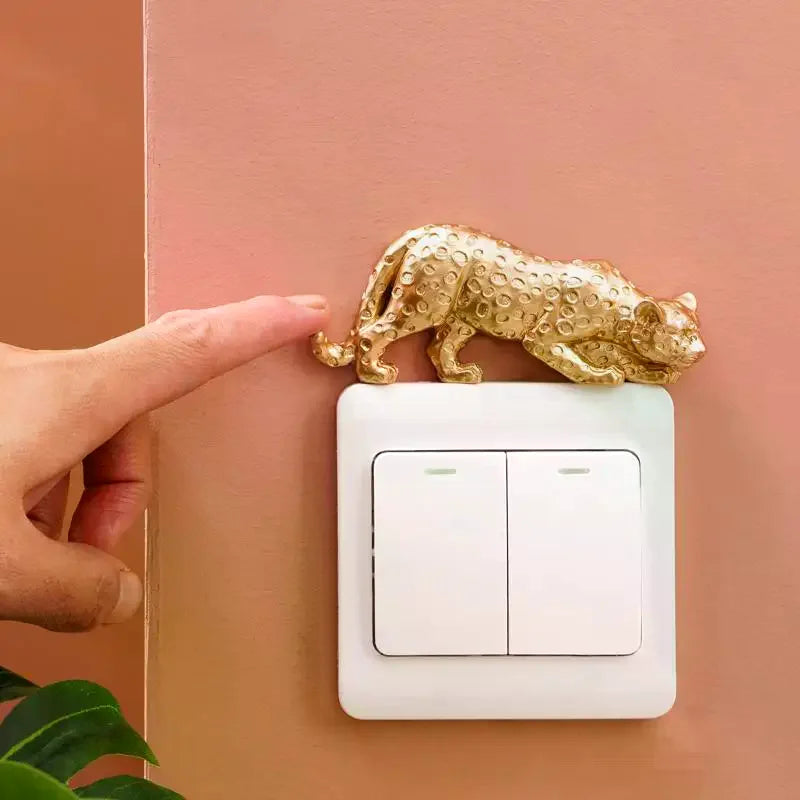 Leopard Light Switch Decoration Resin Leopard Figurine Self-Adhesive Detachable Wall Sticker Switch Ornament Home Decor Qme