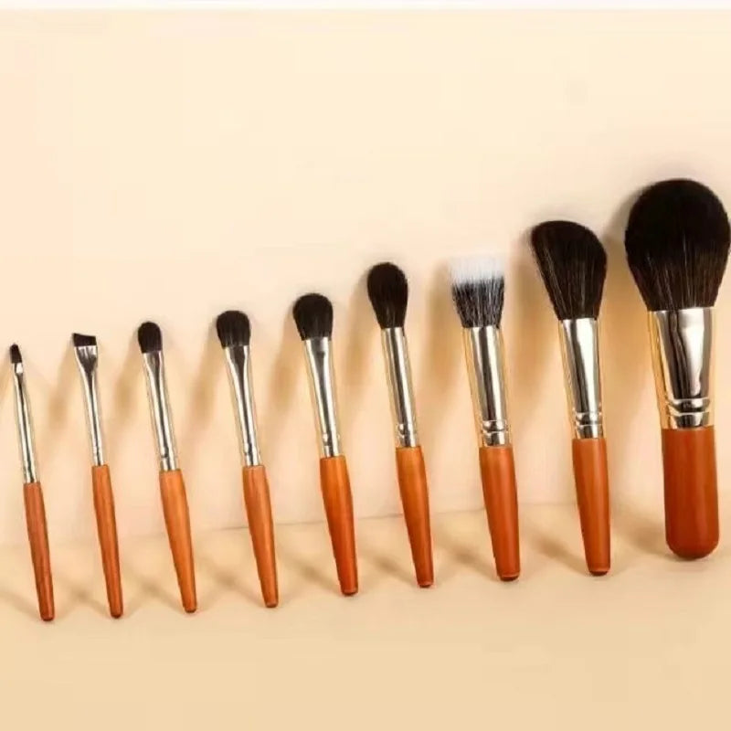 Mini 9pcs Pack Makeup Brush Set Novice Portable Travel Complete Set Soft Fur Makeup Brush Beginner Makeup Brushes With Brush Bag Qme
