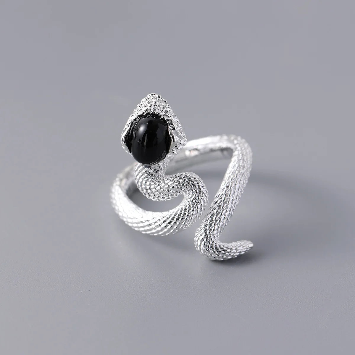 Original Design Light Luxury Snake Opening Ring for Men and Women Simple Retro Fashion Snake Ring Wholesale Qme black Silver Plated resizable