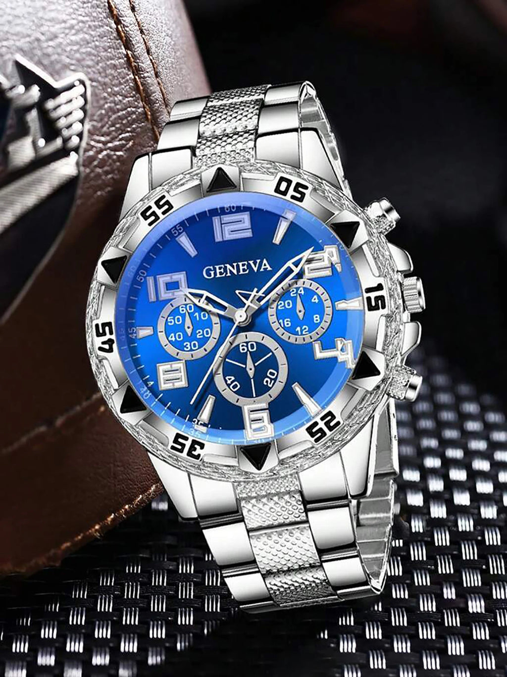 Casual Men's Quartz Watch And Diamond Embedded Cuban Bracelet Necklace Set for Daily Use Birthday Gift without Box Qme