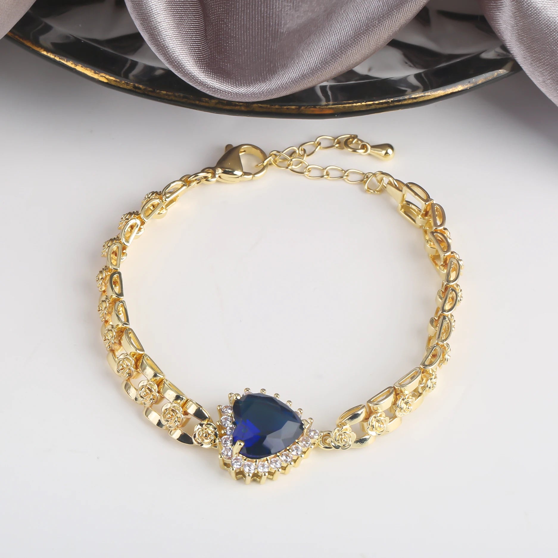 High Quality Copper Inlay Heart Crystal Bracelet Rose Chain Adjustable Bracelet Sweet For Wedding Party Daily Wear Jewelry Gift Qme 4
