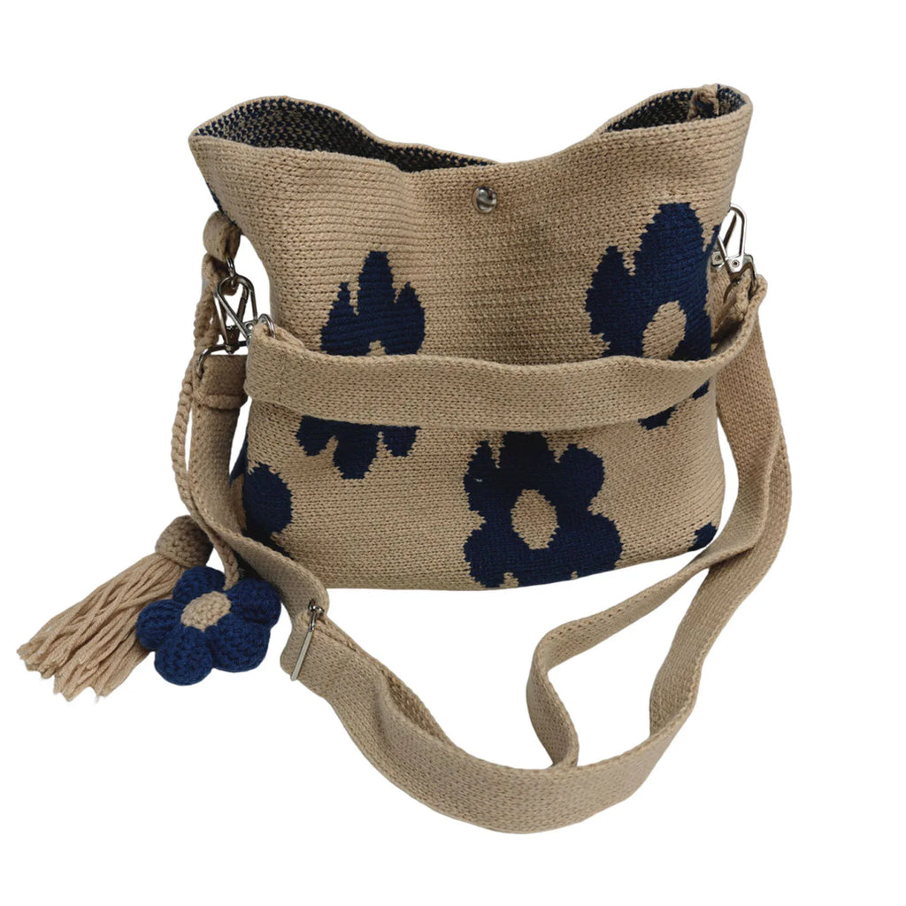 Boho Beach Handbag Lightweight Embroidery Aesthetic Boho Bag with Flower Tassel Needlepoint Barrel Drawstring Purse for Women Qme