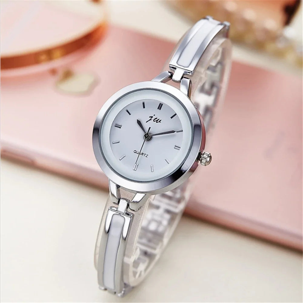 Fashion Stainless steel Bracelets quartz watch women Qme Silver