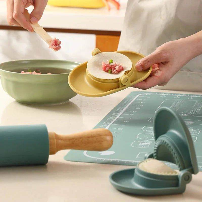 3 in 1 Multifunctional Dumplings Maker DIY Kit Jiaozi Mould Wrapper Presser Cooking Accessories Dumplings Tools Kitchen Gadgets Qme