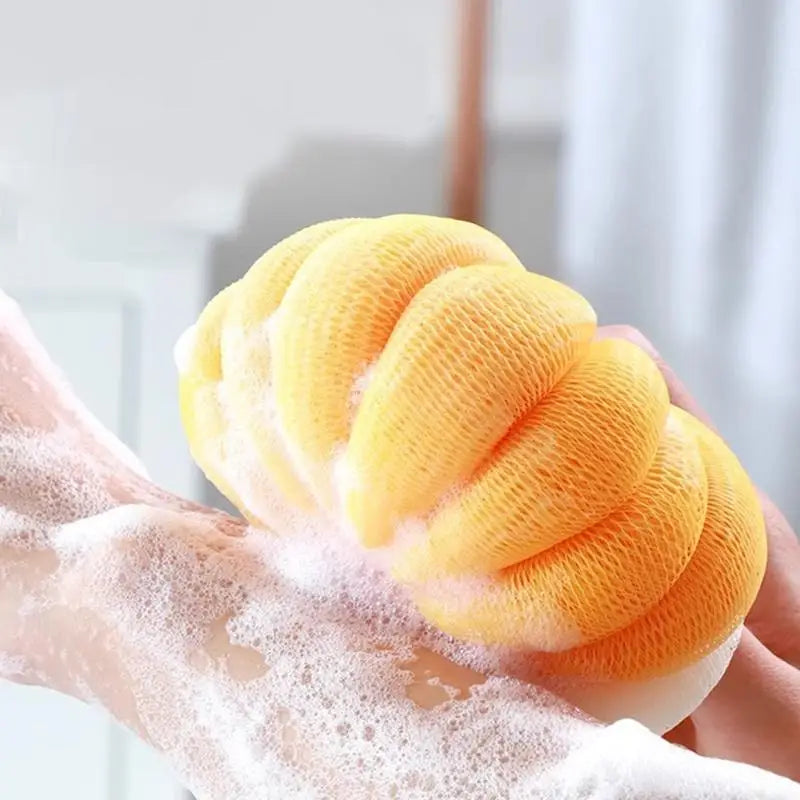 Pumpkin-Shaped Bath Ball - Two-Tone, Soft & Foaming Bath Sponge for Gentle Cleansing Qme