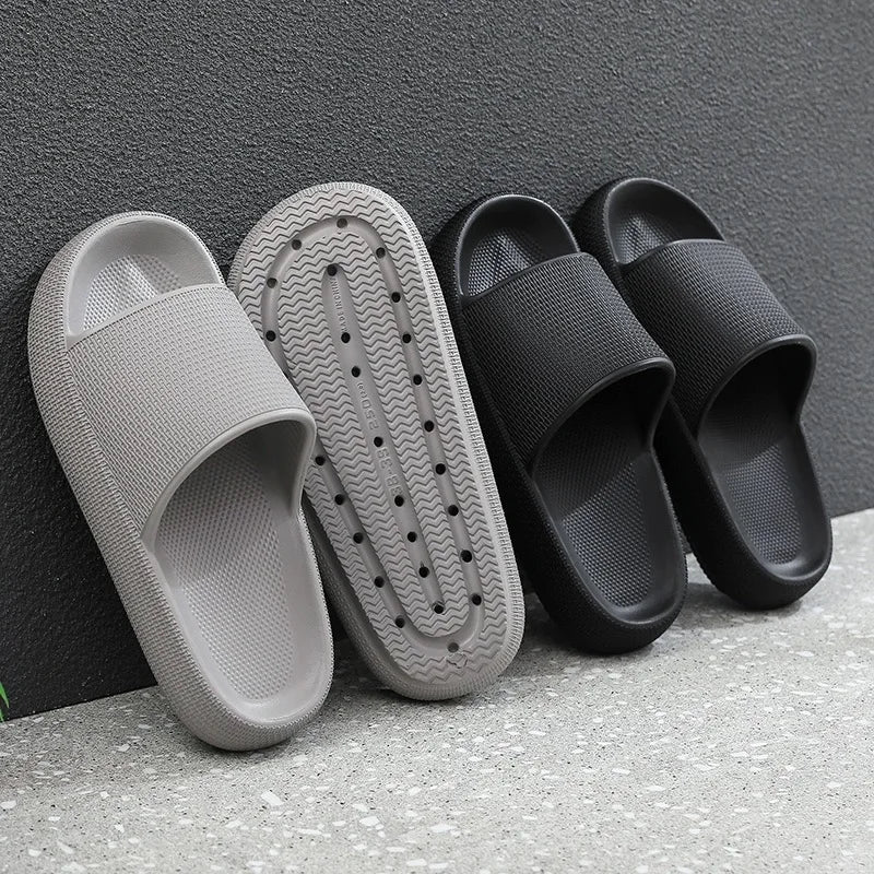 Summer Slippers For Men Women Soft Slippers Indoor Home Slides Cloud Slipper Men Flat Sandals Beach Shoes Man Male Flip Flops Qme