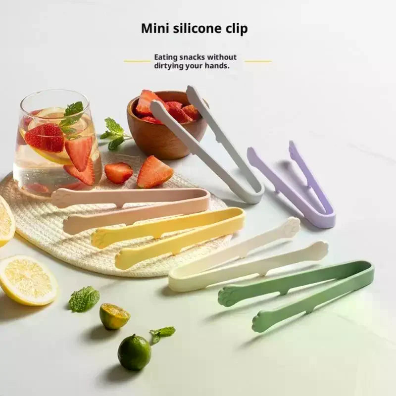 Creative Japanese Cat Paw Shape Silicone Mini Snack Food Tongs Non-slip Handles BBQ Bread Clip Kitchen Accessories Qme