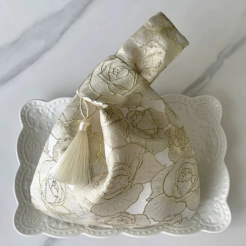 Gift Bags Wedding Favors Jacquard Fabric Boxes Tassel Wedding Candy Tote Bags Qme Champagne