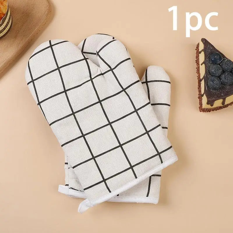 Insulated Kitchen Gloves Anti-scald Heat-resistant Thickened Oven Qme C