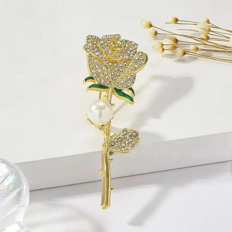 Elegant Gold Color Rose Flower Brooches For Women Alloy Rhinestone Bouquet Brooch Wedding Coat Dress Decoration Gifts Qme A3