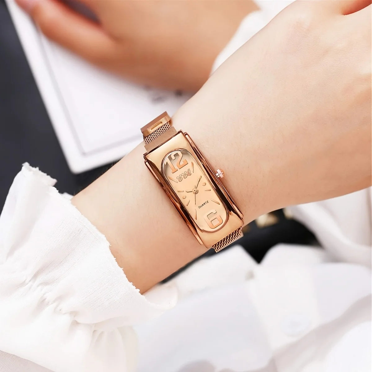Ladies' elegant stainless steel mesh strap rectangular dial quartz watch magnetic clasp Qme Meijin White