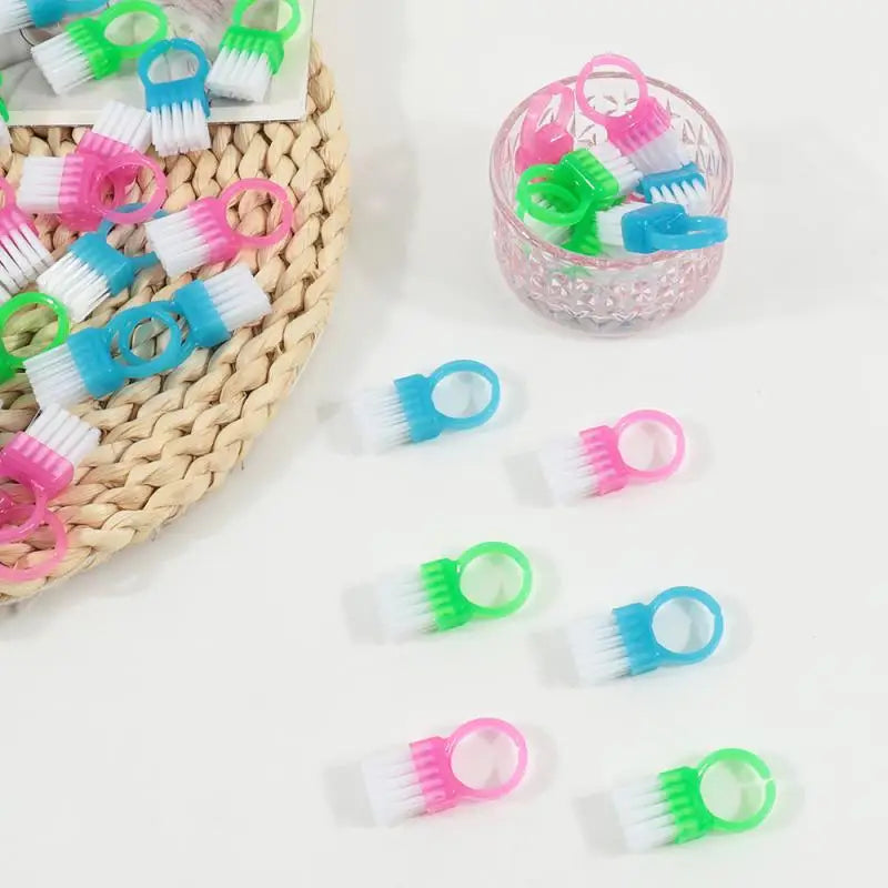 Mini Ring Nail Dust Cleaning Brush Soft Bristle Tool DIY Professional Qme