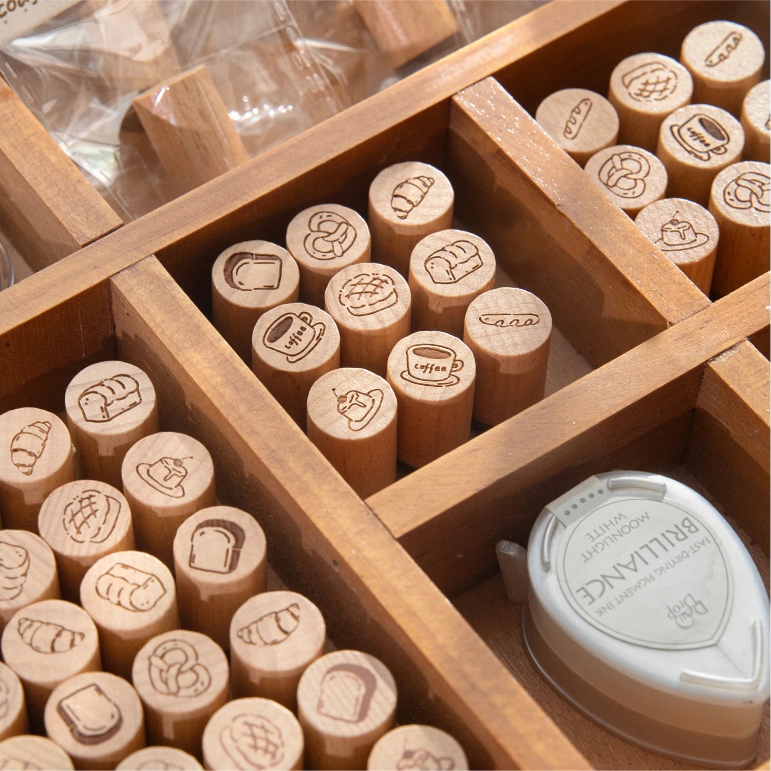 1 pc Vintage Coffee Bread Wooden Rubber Stamp Bottle Shape DIY Decor Scrapbooking Albums Wood Seal Daily Planner Stationery Qme
