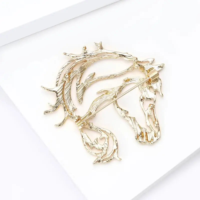 Simple Hollow Horse Brooch For Women Men Personality Alloy Smooth Animal Pin Brooch Fashion Clothing Jewelry Accessories Gift Qme