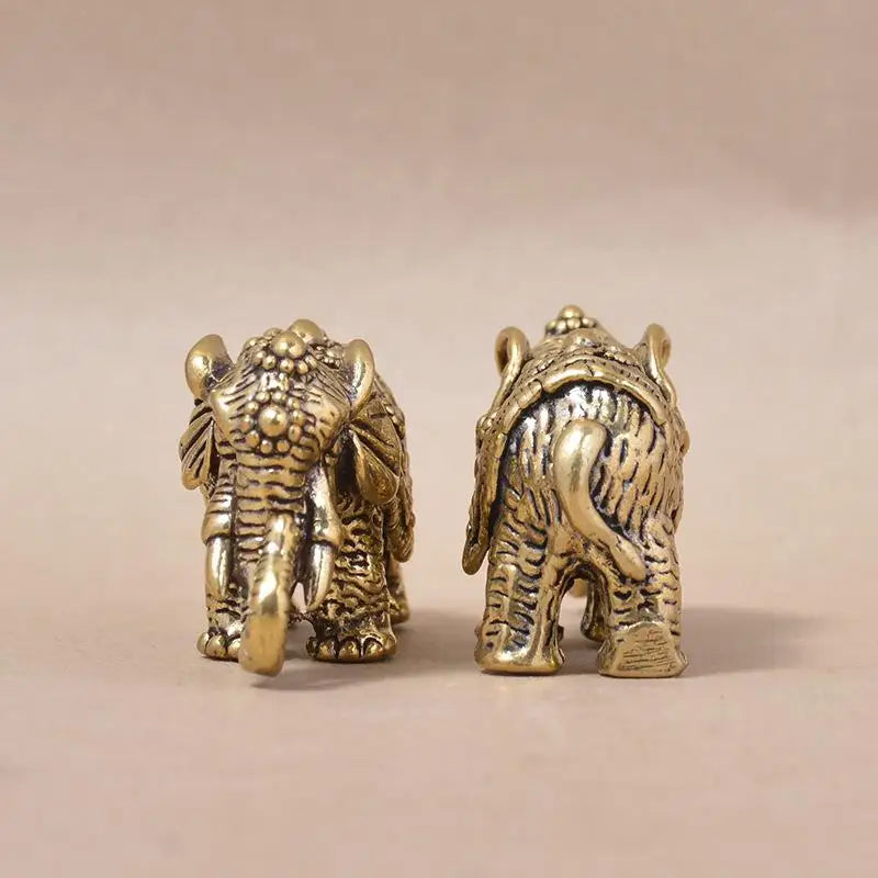 1Pcs Vintage Lucky Statue Desktop Decor Mini Brass Auspicious Elephant Figurine Metal Ornament Wealth Art Gift Qme one size