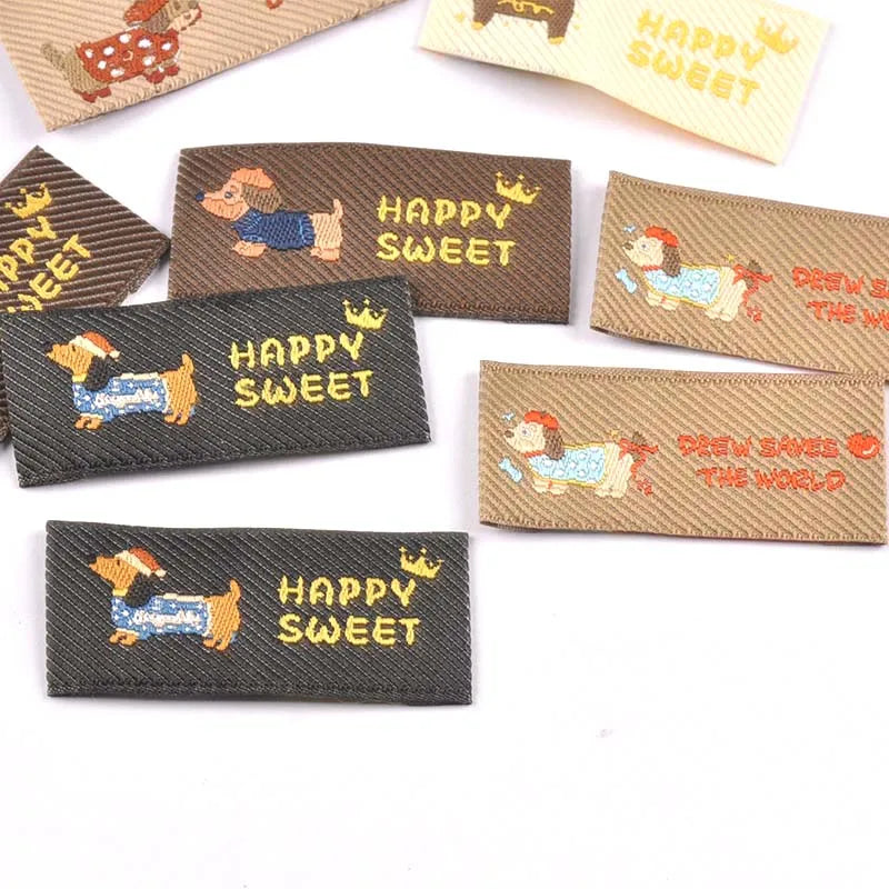 30pcs 44x20mm Cartoon Dog Cat Fabric Labels Cute Woven Clothing Tags for DIY Headwear/Clothing/Shoes/Bags cp3840 Qme