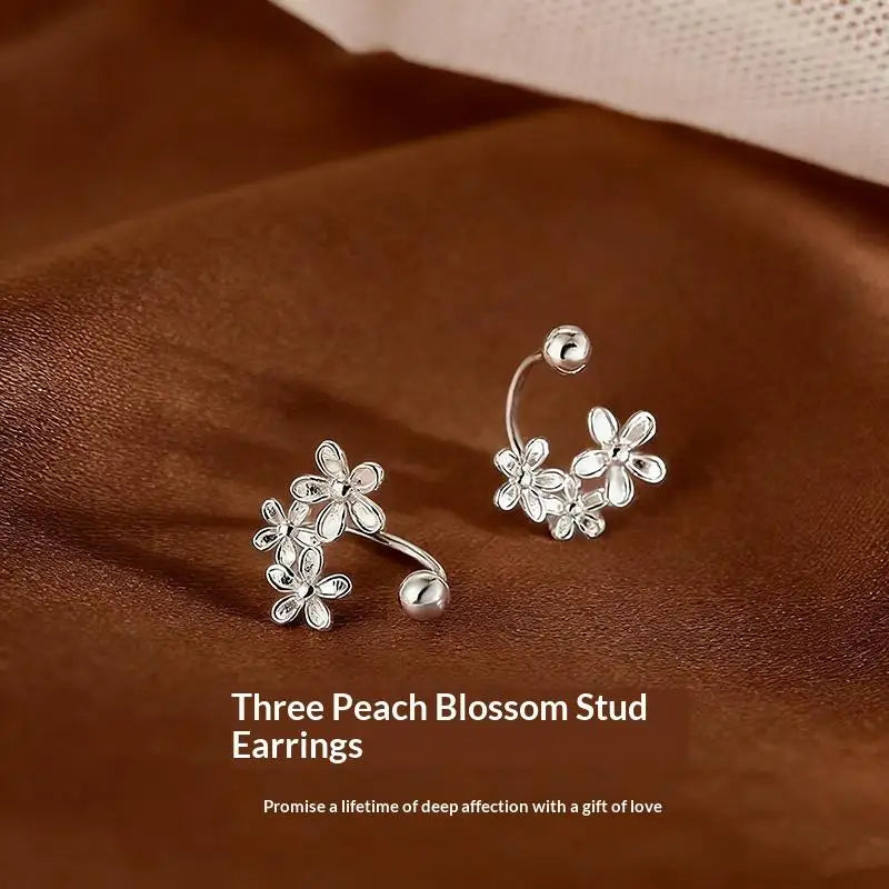 OL Style Elegant Metal Flower Cluster Stud Earrings For Women Ladies Simplicity Silver Color Flower Earrings Jewelry Accessories Qme