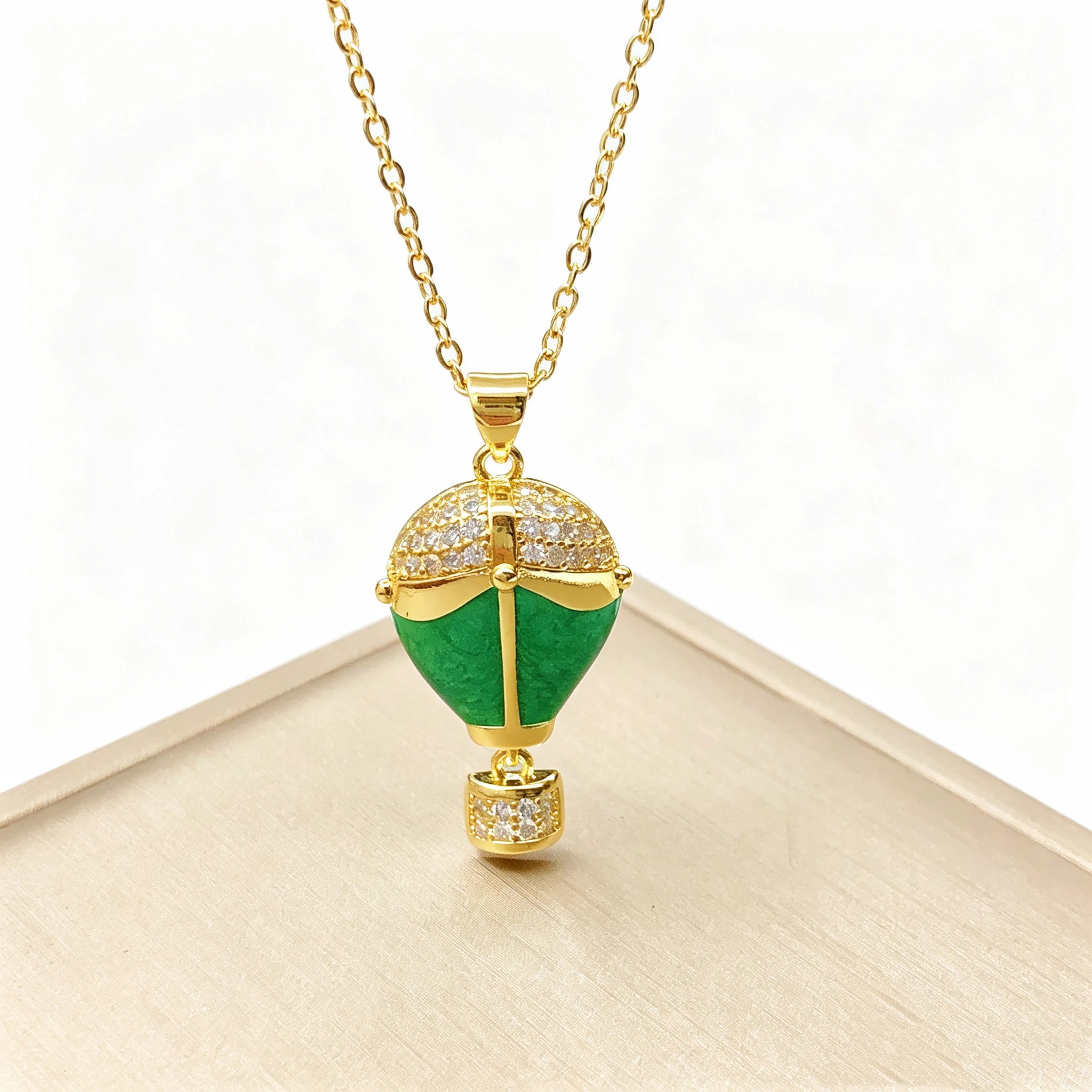 High-Quality Multicolor Enamel Art Hot Air Balloon Zircon Pendant Necklace Cute Fashion Party Jewelry For Women Daily Wear Qme Green