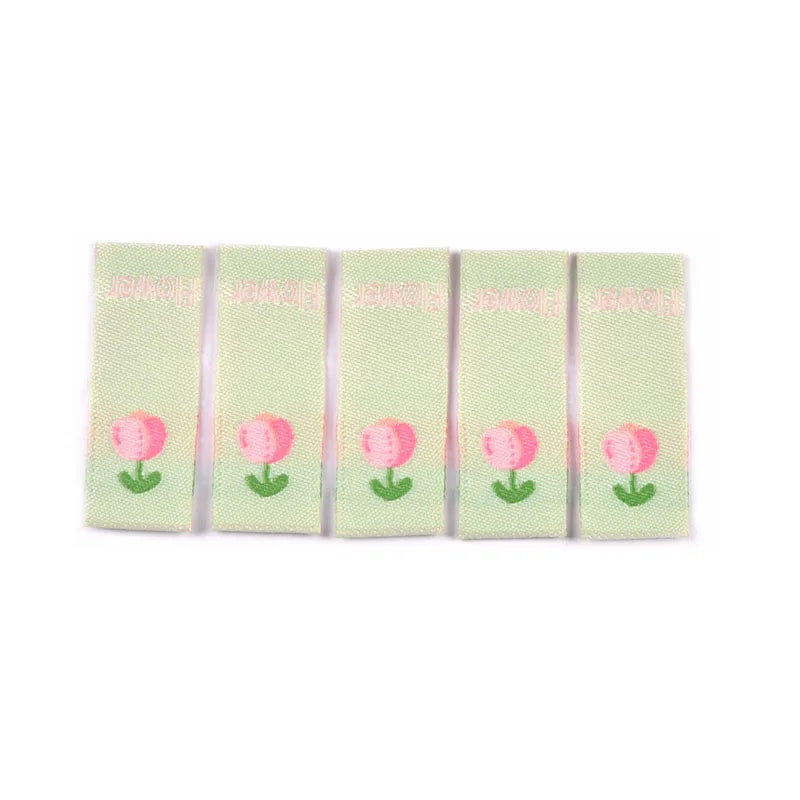 50pcs 3.9x1.5cm Cartoon Flower Embroidery Cloth Labels For Sewing Clothes Accessories DIY Crafts Supplies Washable Kids Bag Tags Qme 5
