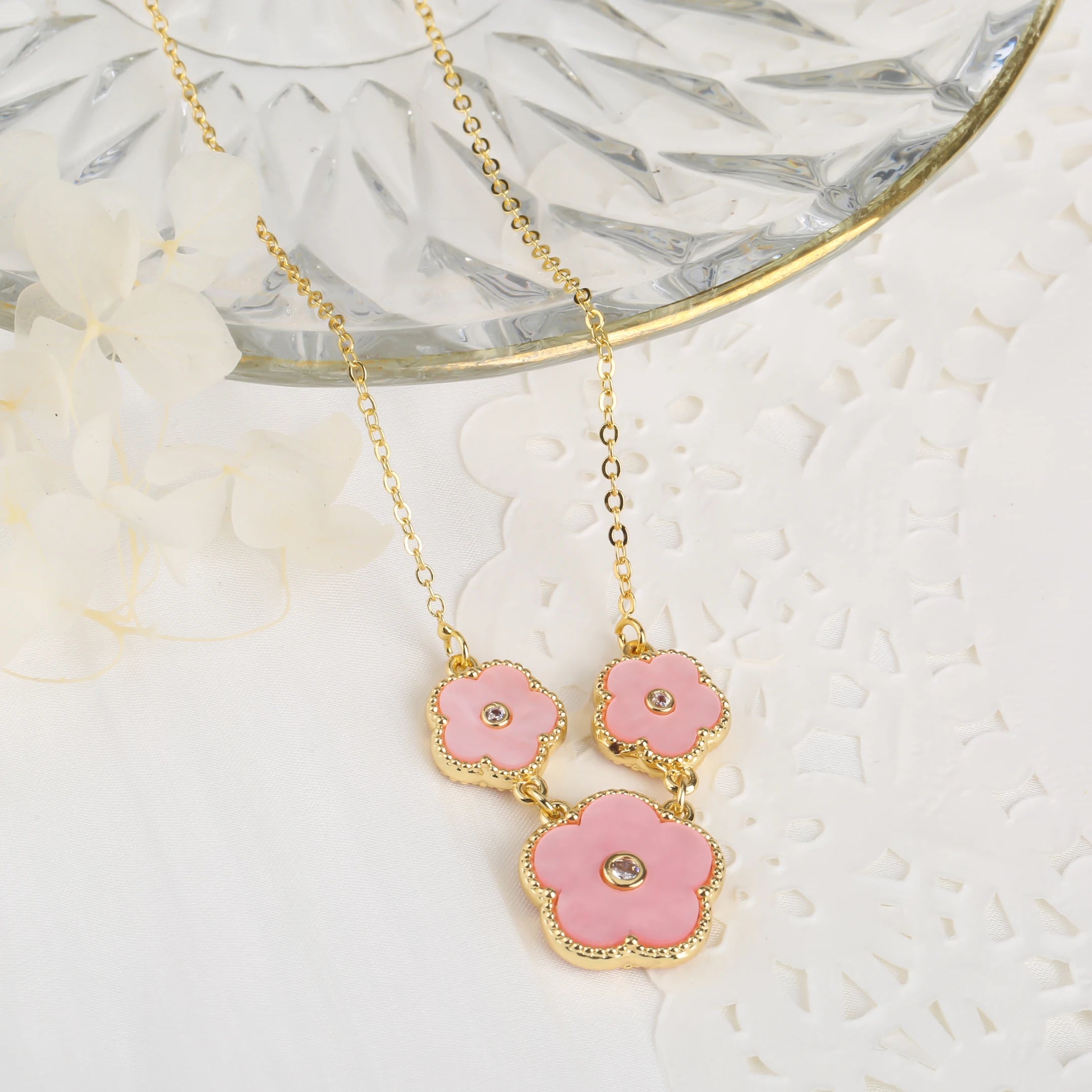 High-quality Copper Plated 18k Gold Five-leaf Clover Necklace Fashion