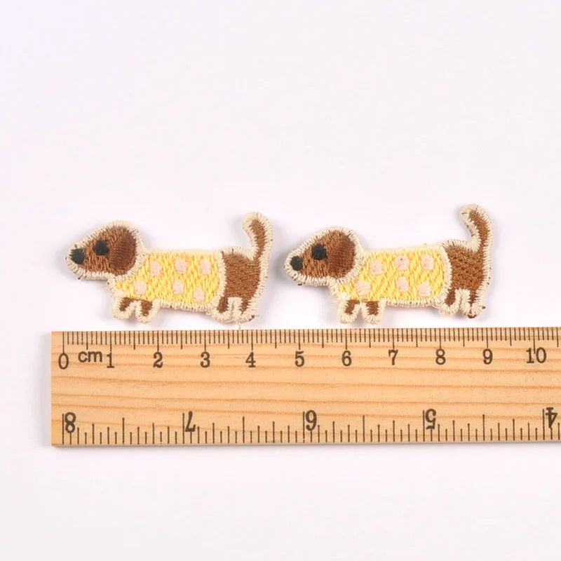 10pcs mix colors Multiple designs sausage dogs cloth patch For Clothing Headwear Bags Decoration Sewing Accessories Qme 5