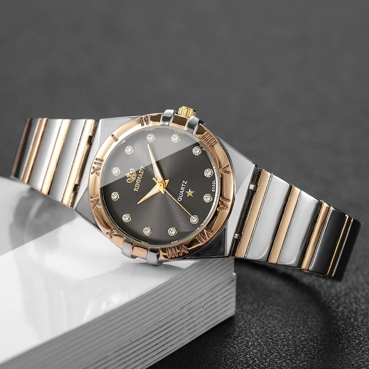 Two Tone Gold Silver Ladies Watch Rhinestone Dial Roman Trim Bezel Stainless Steel Band Elegant Women Quartz Dress Wristwatch Qme
