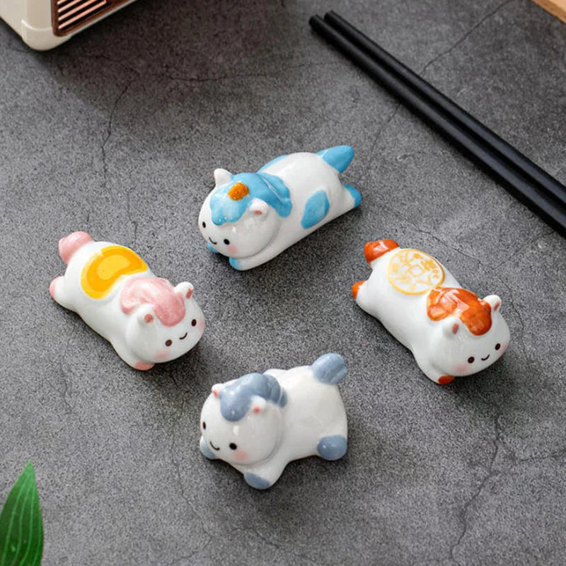 Cute Ceramic Horse Chopstick Rest Rack & Holders Spoon Fork Knife Stand Flatware Organizer Horse Year Ornaments Table Decor Qme