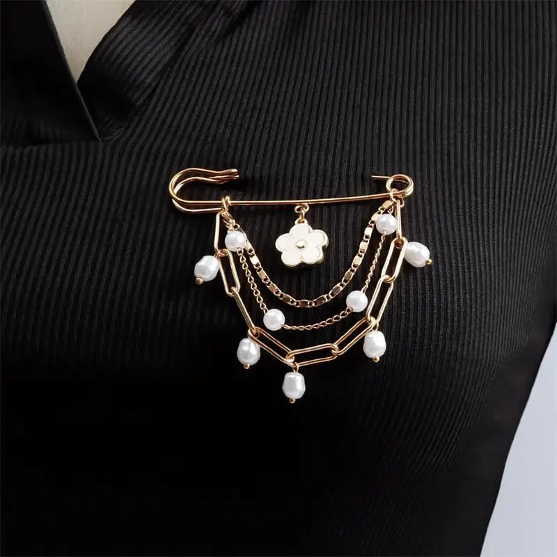 Jewelry Retro Star Love Pearl Chain Tassel Brooches Elegant Women Clothing Decor Accessories Bag Pendant Suit Pins Gift Qme