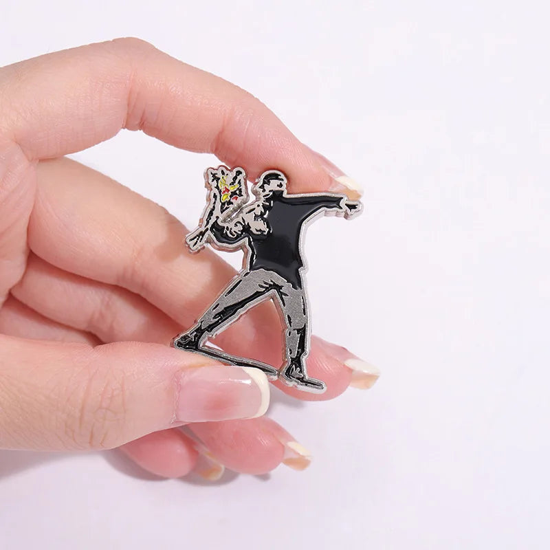Classic Banksy Art Design Collection Brooch Enamel Pin Flower Thrower Boy Red Balloon Girl Badge Lapel Backpack Jewelry Gift Qme