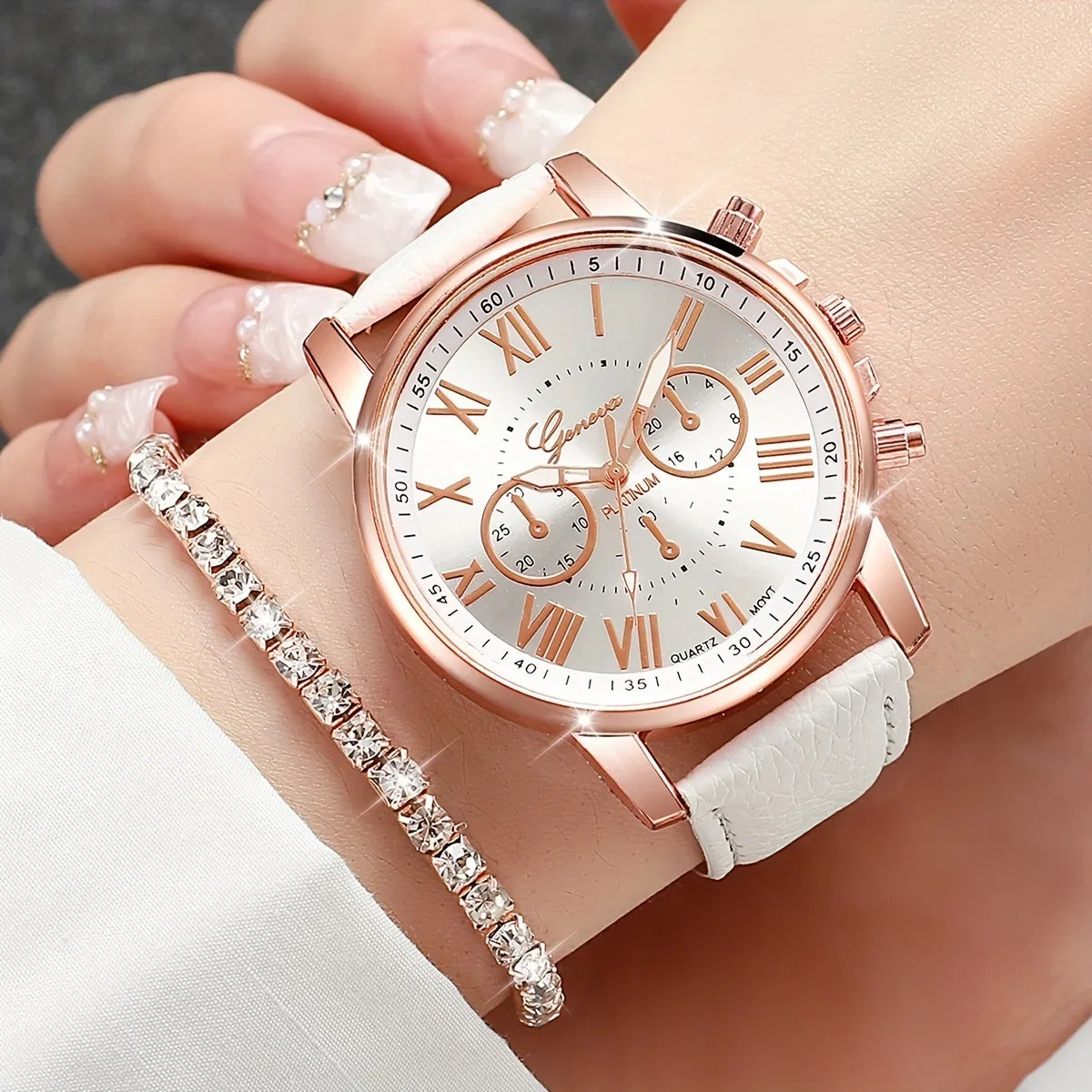 6pcs/set White Round Quartz Watch PU Leather Strap Zinc Alloy Pointer Zinc Alloy Case And Rhinestone Qme
